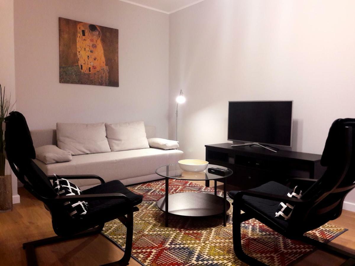 Апартаменты Modern & Quiet In Royal Wilanow With Netflix Варшава Экстерьер фото